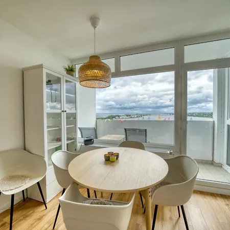 - Haus E, App 0e1305 * Heiligenhafen
